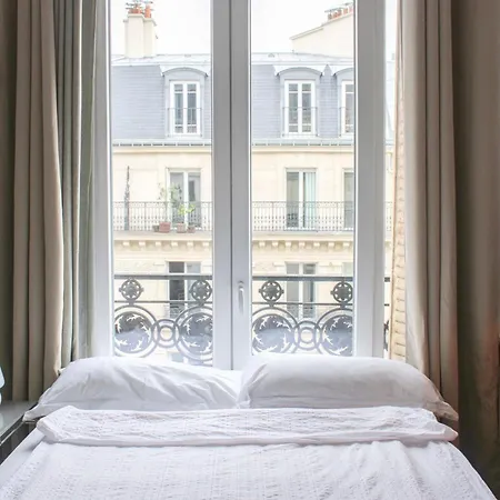 Bright With View And Comfort *