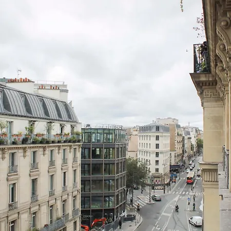 Bright With View And Comfort Appartement