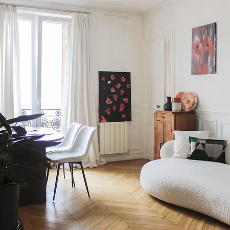 Appartement Bright With View And Comfort